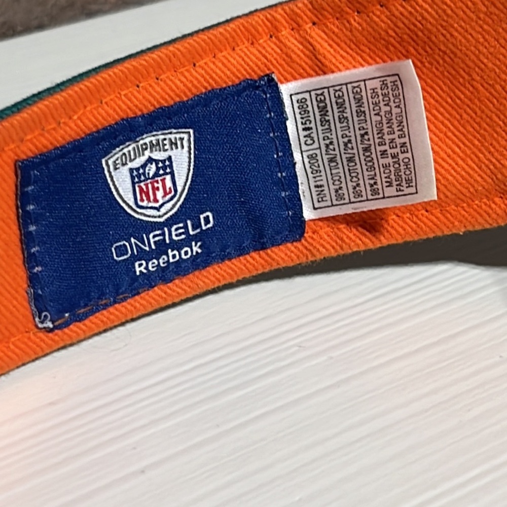 Miami dolphins Reebok visor - Picture 6 of 9